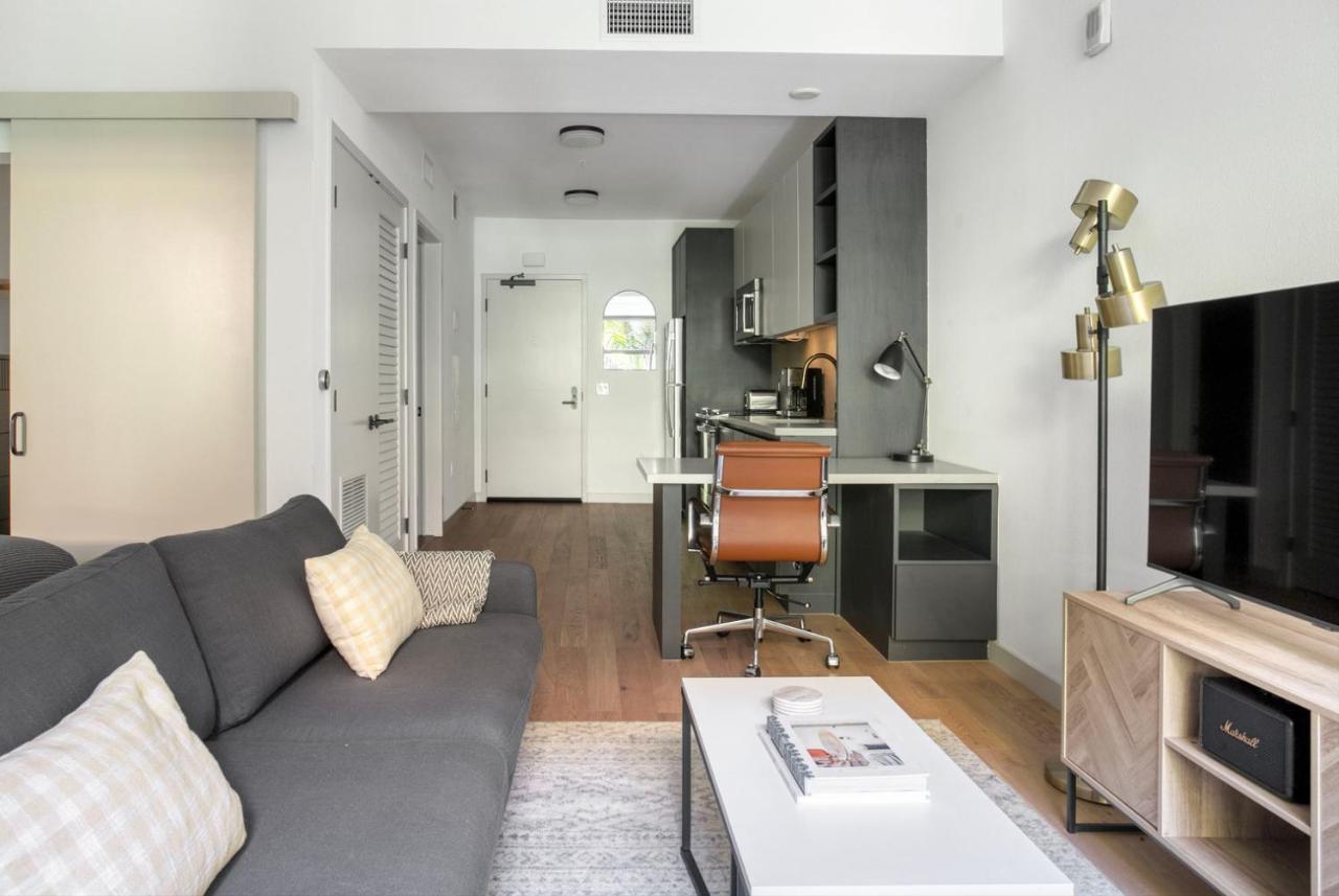 Hollywood W Pool Concierge Nr Shops Lax-1088 * Los Angeles